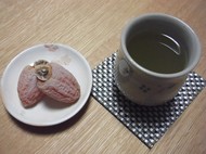 市田柿と玄米茶.jpg